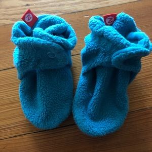 Blue Zutano booties size 12M